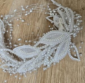 VINTAGE❤️Leaves w Pearl & Crystal Detail Bridal Headpiece (NEW, Never Worn) 🇨🇦